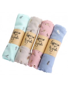 PANUELO PINAS Y FLAMENCOS CON PRESENTACIoN KRAFT 2